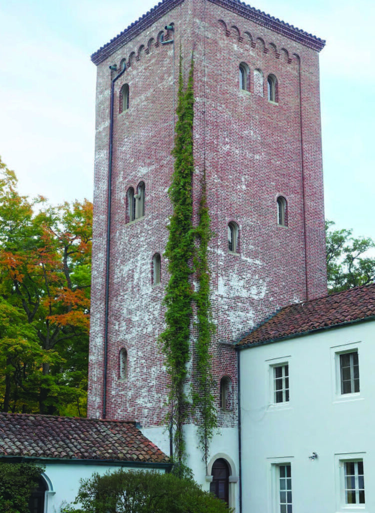 51 South Mayflower Road